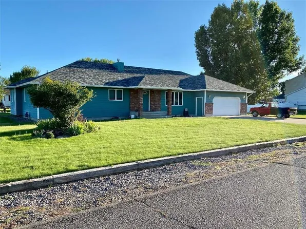 4636 N Woodhaven Way, Billings, MT 59106