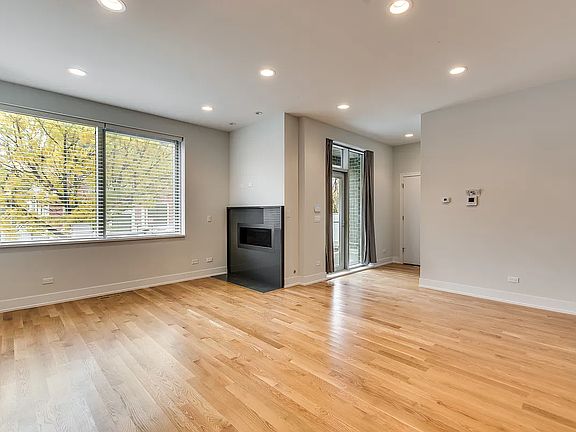4th image of 3201 W Wabansia Ave #1B