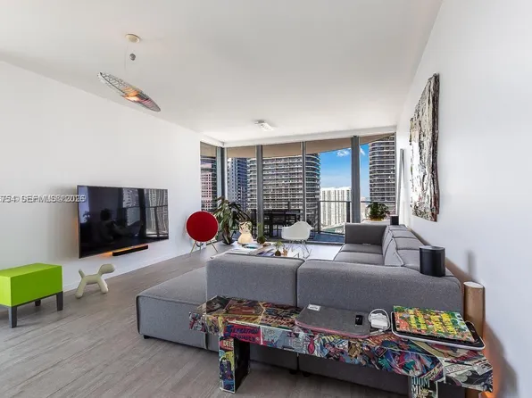 1000 Brickell Plz, Miami, FL