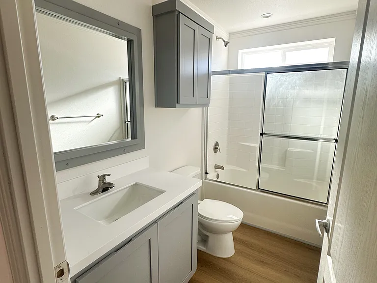 1132 Olive St — Photo 6