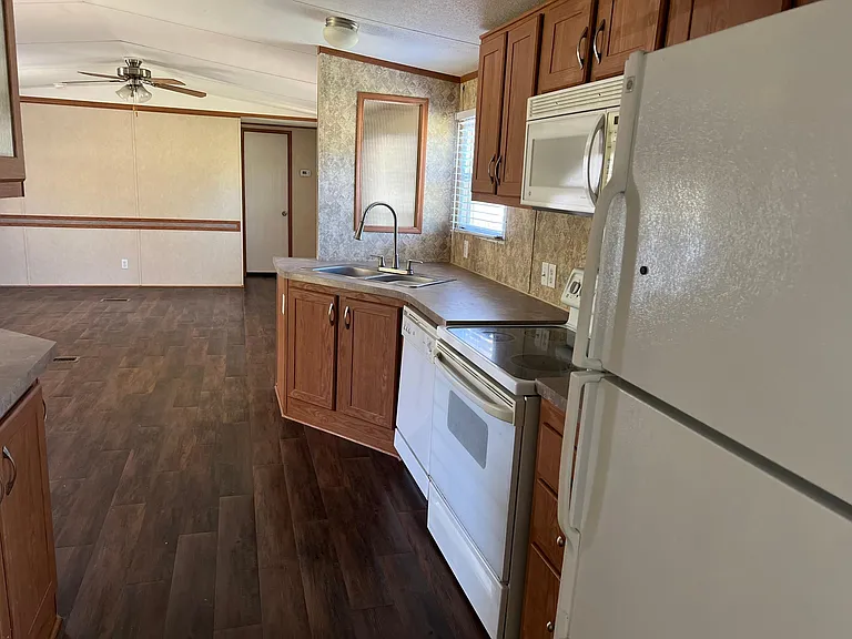 4211 County Road 716 #246 — Photo 1