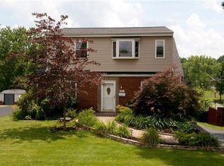 3247 Elderwood Dr, Bethel Park, PA 15102