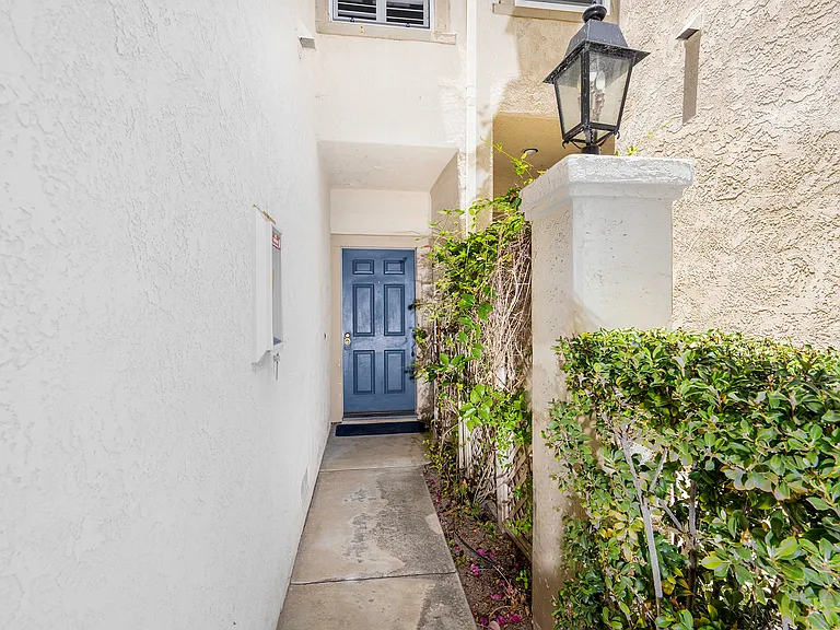 9533 Questa Pointe — Photo 33