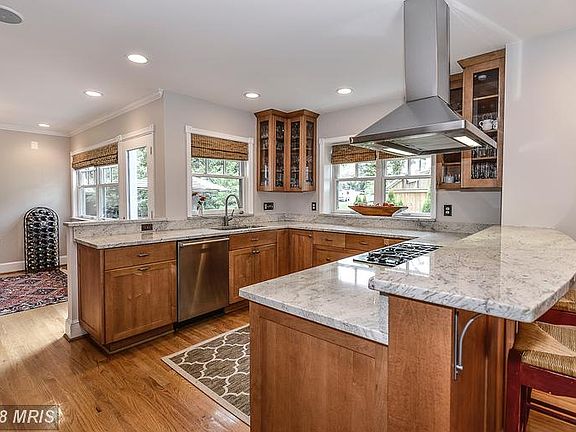 5th image of 6626 Fisher Ave