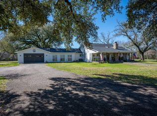 228 Camden Rd, Chester, TX 75936