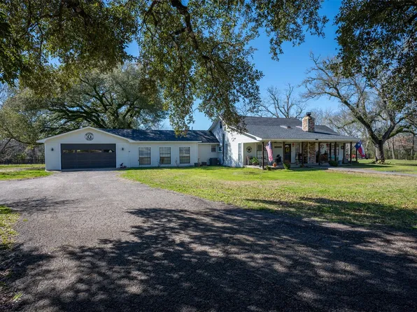 228 Camden Rd, Chester, TX 75936