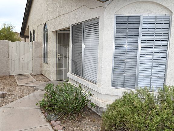 2nd image of 3049 E Siesta Ln