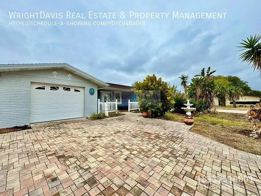 Building Photo - 7514 Spirea Dr