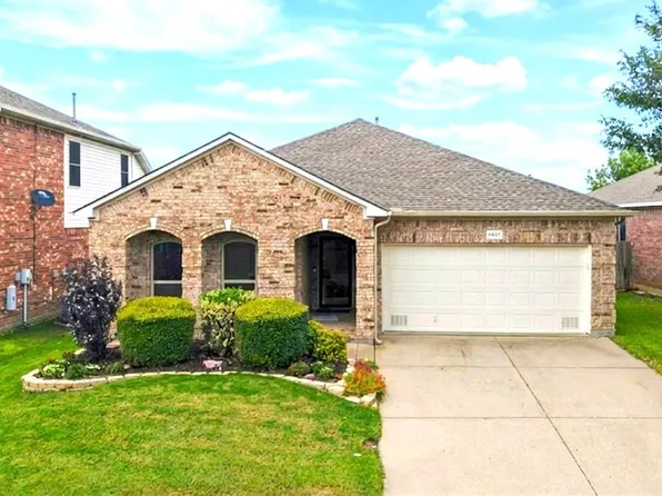 4057 Claymore Ln, Fort Worth, TX 76244