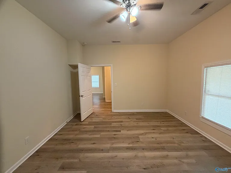 1603 Grant St SE — Photo 14