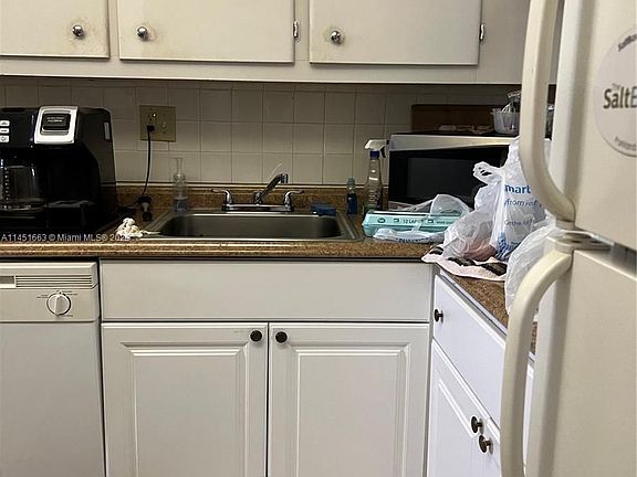 4th image of 7831 Colony Cir N APT 107