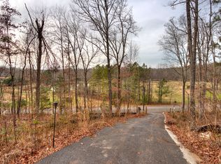 33 Gaddis Rd NW, Cartersville, GA 30120