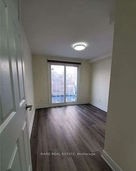 97 Christie St #2 — Photo 9