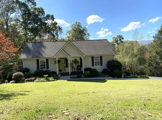 198 McDeerman Rd, Jacksboro, TN 37757