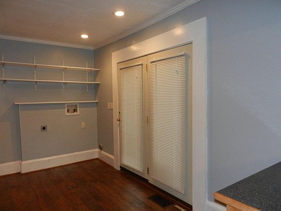 Kitchen w w-d connections