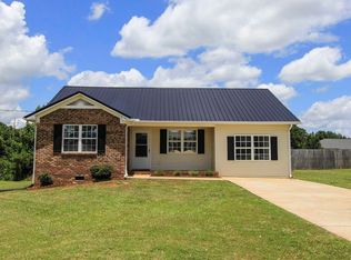 119 Agan Ct, Weaver, AL 36277