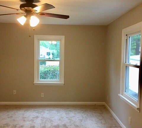 4th image of 33944 Iris Ln