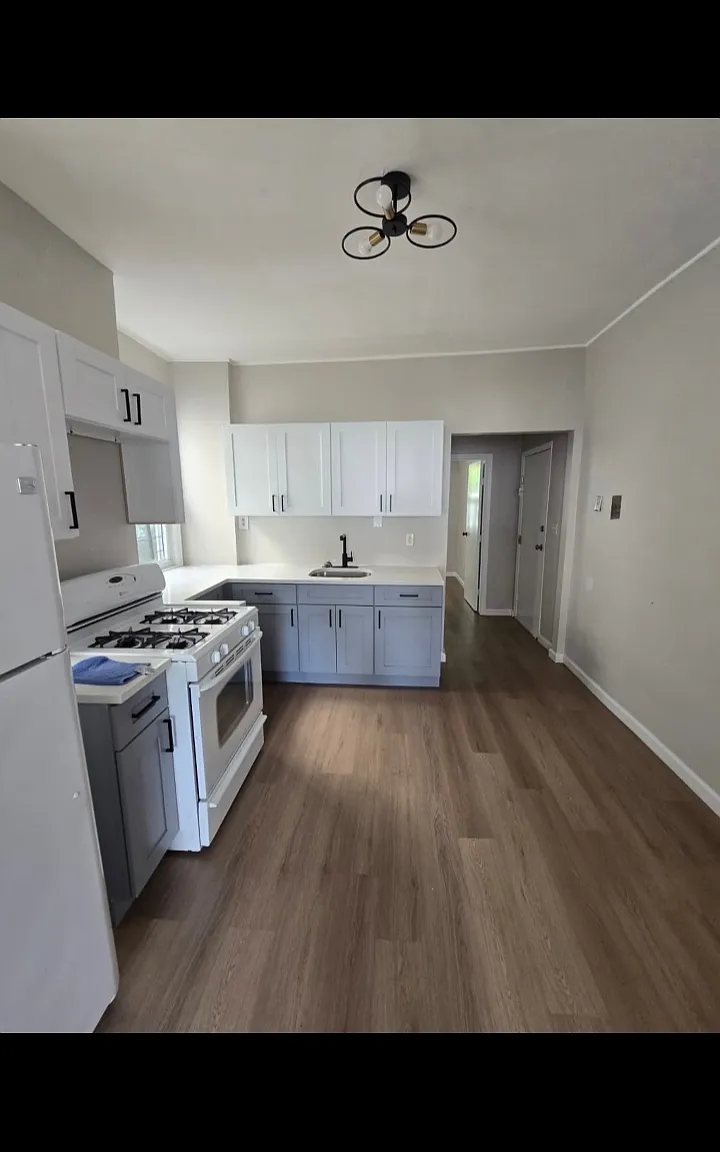 1 bed, $1,650 — Photo 2