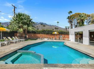 633 S Canon Dr, Palm Springs, CA 92264
