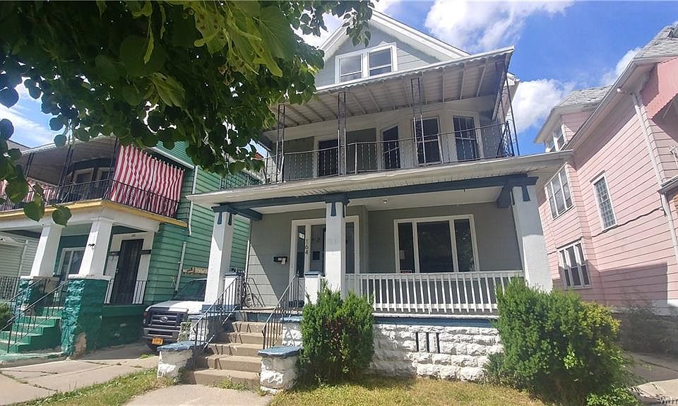 1st image of 164 Goulding Ave