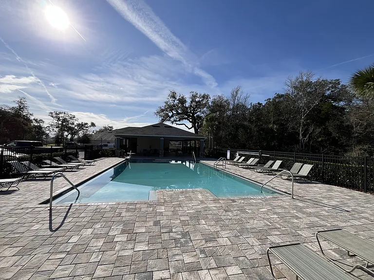 2219 Lake Preserve Cir — Photo 11