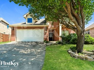 612 Celeste Ln, Burleson, TX 76028