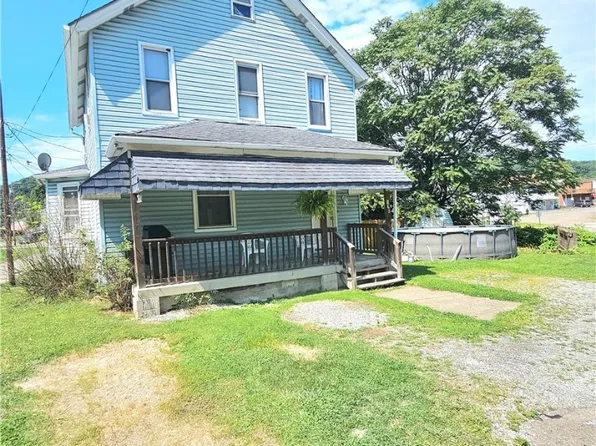 110 McKean St, Mc Grann, PA 16236