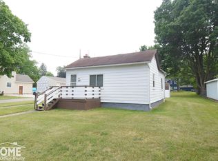 401 W McArthur St, Corunna, MI