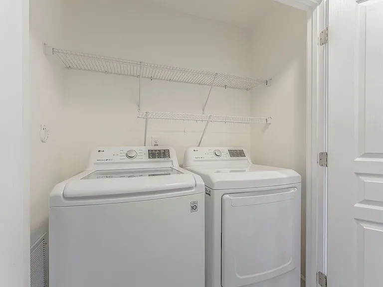 713 Samuel Cary Dr — Photo 18