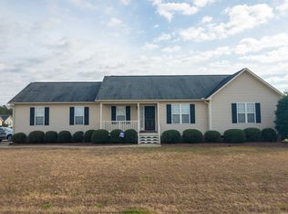 16 Burke Ct, Smithfield, NC 27577