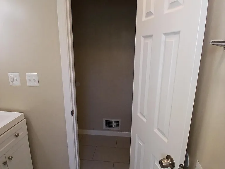 8704 Rhode Island Ave — Photo 19