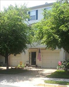1st image of 21943 Thompson Sq