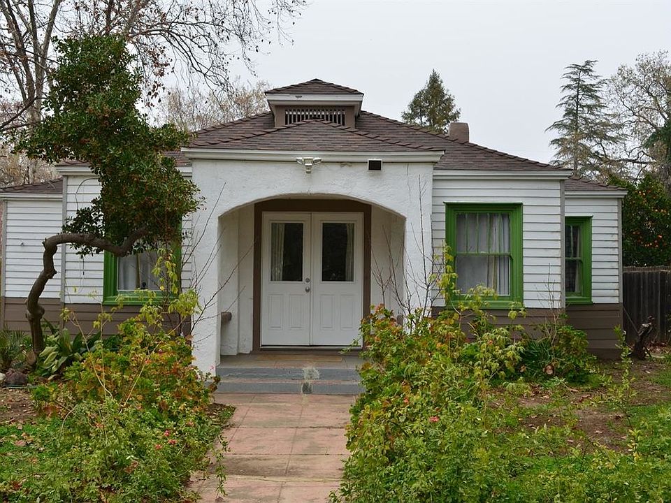 1st image of 26518 Madison St