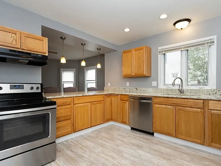41 Central St #1 — Photo 1
