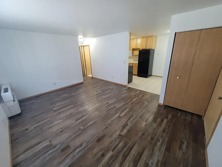 1701 La Crescent St #133 — Photo 8