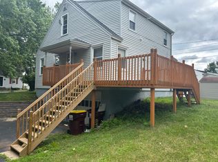 7 Meadow St #1, Cohoes, NY 12047
