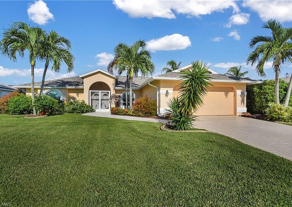 1st image of 4623 SW 25th Pl