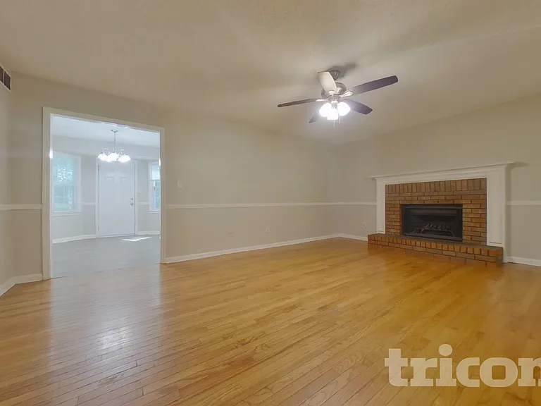 85 Elizabeth Pl — Photo 3