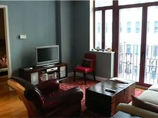 Rented by New York Residence | media 19