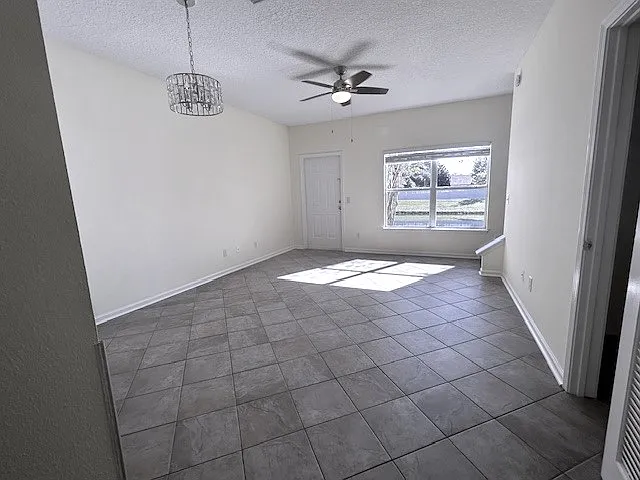 2 bed, 1104 sqft, $1,750 — Photo 4