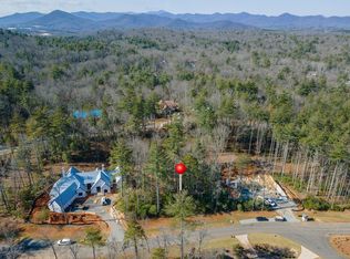 414 Moraine Ct, Asheville, NC 28803