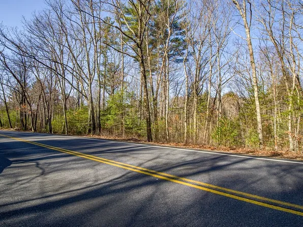 2-5 Westboro St, Upton, MA 01568