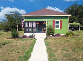 547 E Hill St, Hamilton, TX 76531