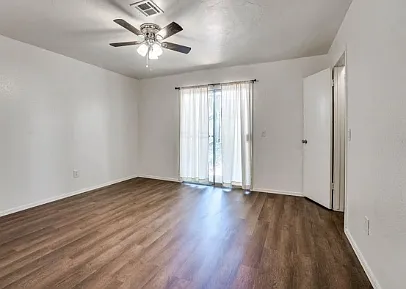 8801 Saint George Way — Photo 17
