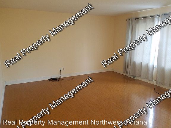 3rd image of 6407 Portage Ave