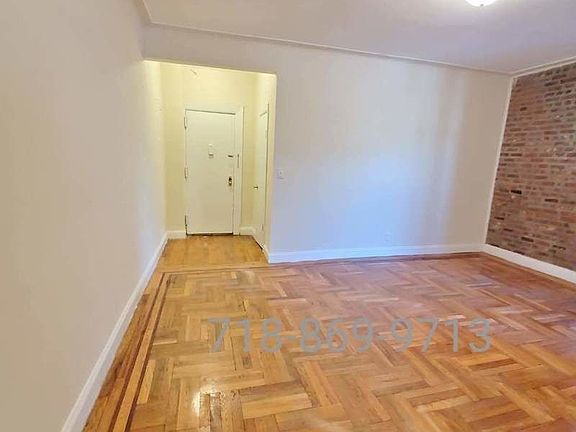 4th image of 15 E 18th St #2B