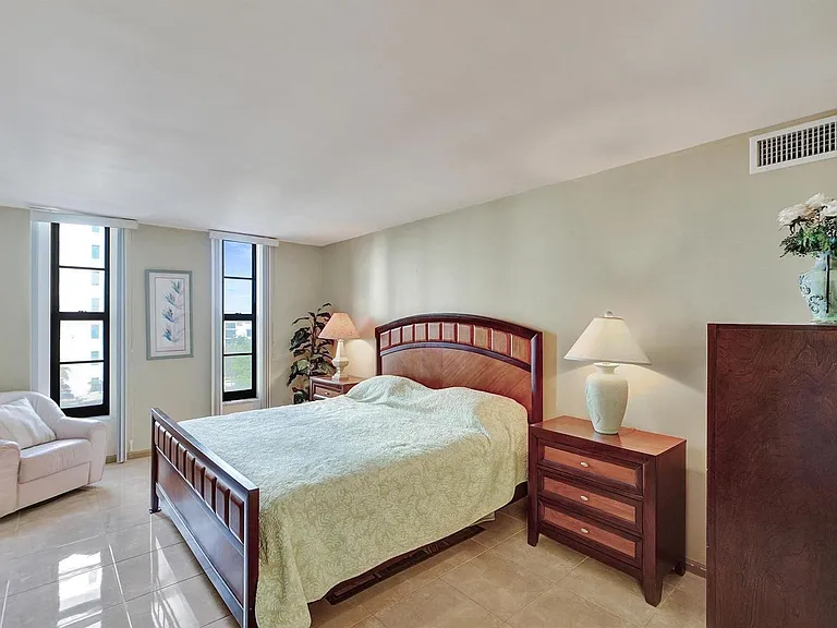 1000 S Ocean Blvd #6M — Photo 21