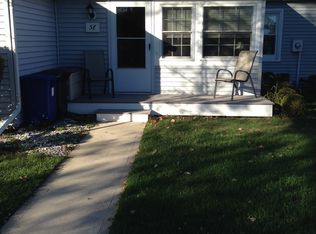 5 Plaza De Las Flores UNIT E, Freehold, NJ 07728