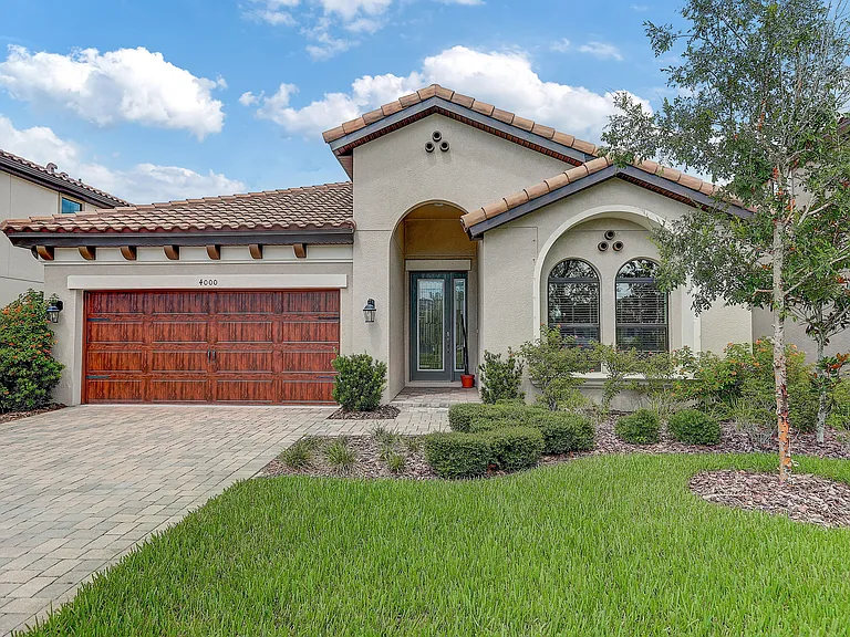 4000 Burdick Loop — Photo 1