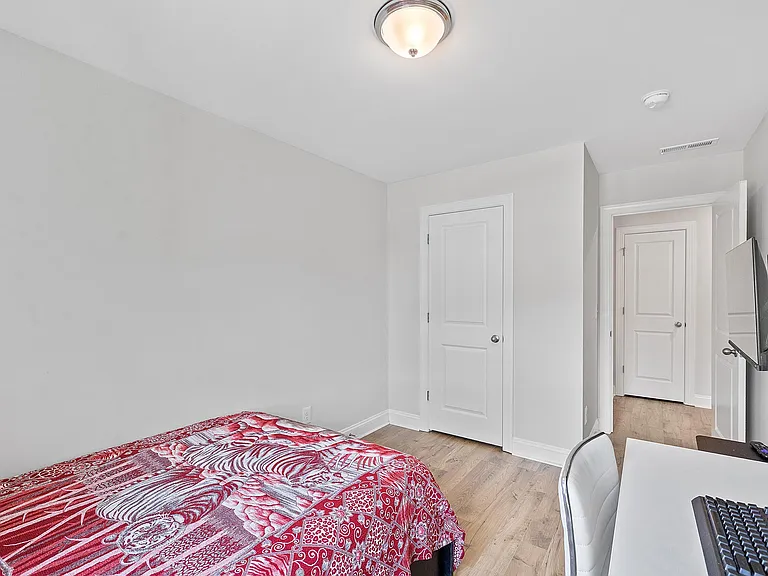 1127 Breadsell Ln — Photo 33